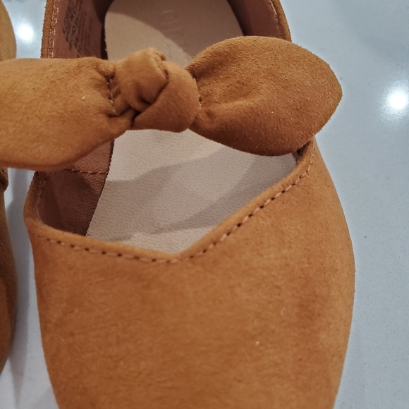 💥DAILY DEAL💥OLD NAVY toddler flats NWOT - Picture 3 of 5